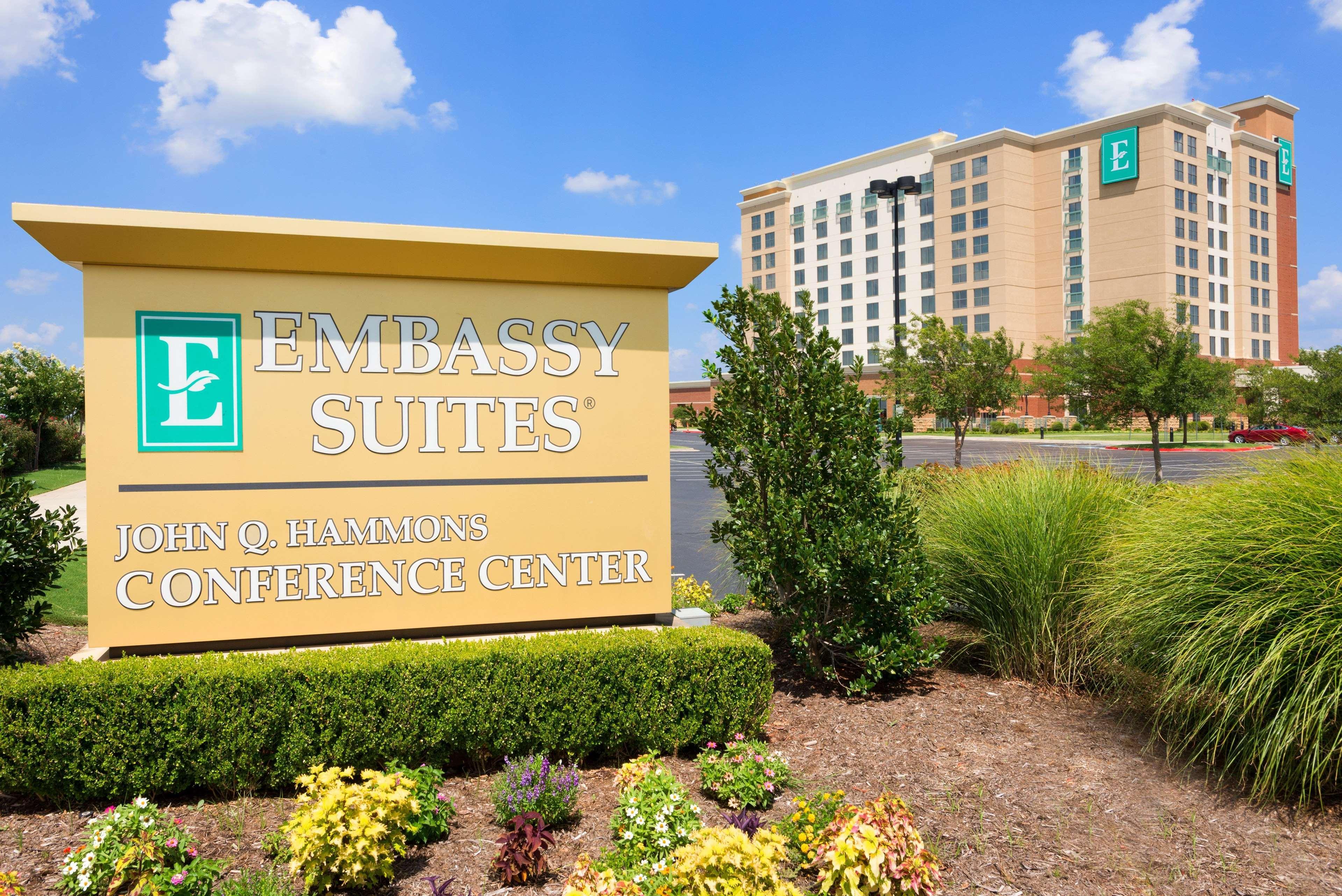 Embassy Suites By Hilton Norman Hotel & Conference Center Exterior photo